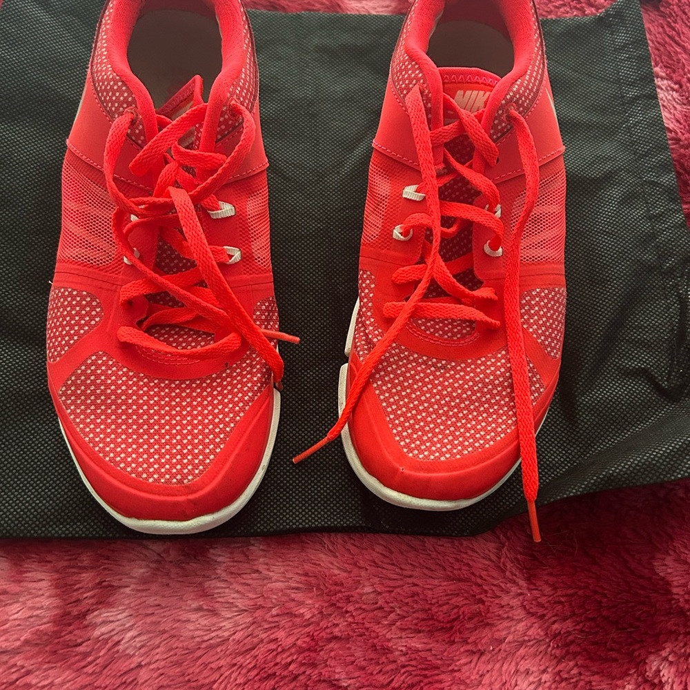 Nike Women's Athletic Shoes - Red / Orange - Picture 3 of 7